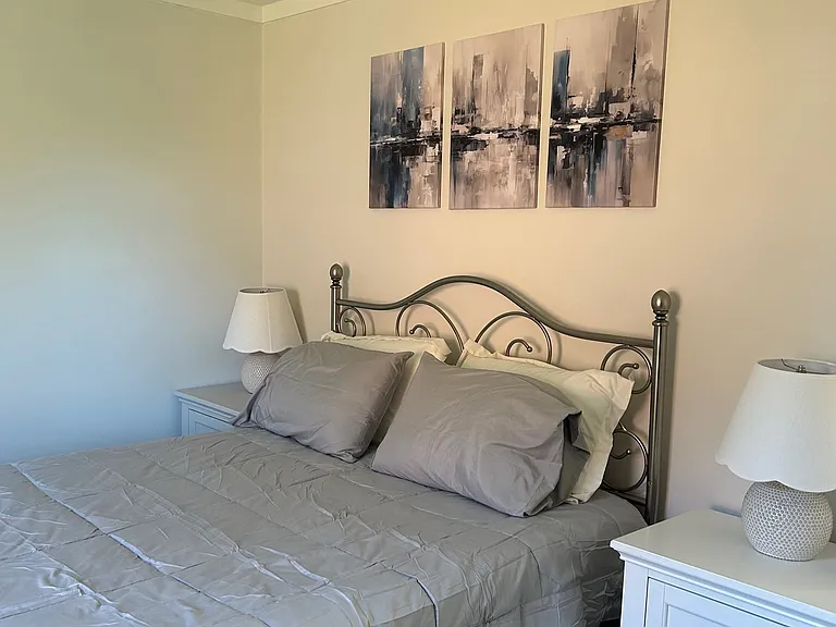 W Looking Glass Ln — Photo 5