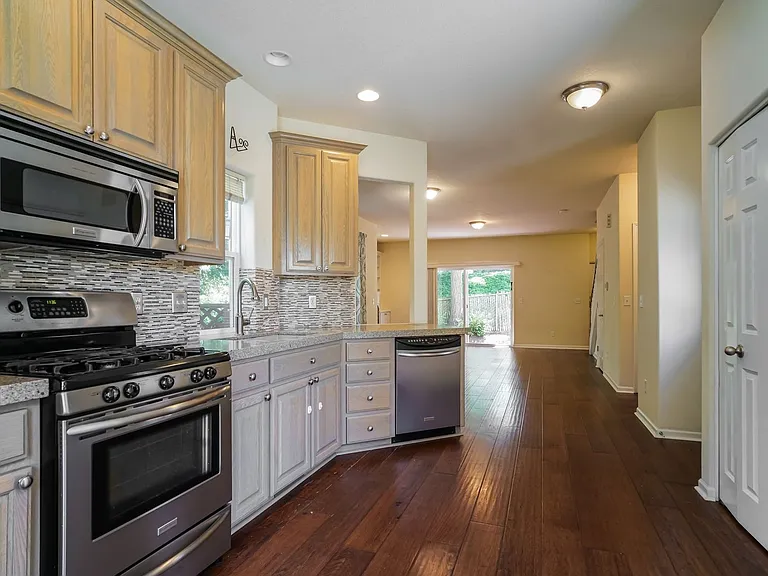 7306 SW Kelsi Ct — Photo 6