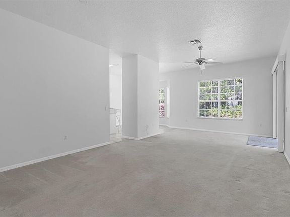 4th image of 7527 Moorgate Ct