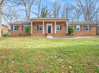 1254 Huckleberry Dr, Lincolnton, NC 28092