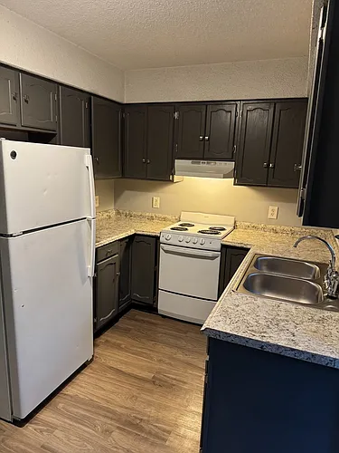 2 Waldron Ln #3-1 Photo 1