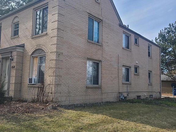 2nd image of 3549 Bowen Rd