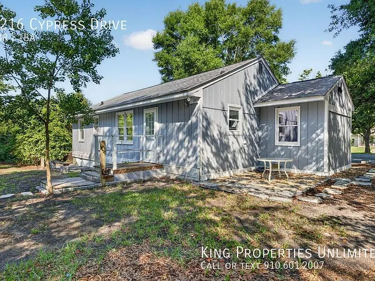 1216 Cypress Dr — Photo 8