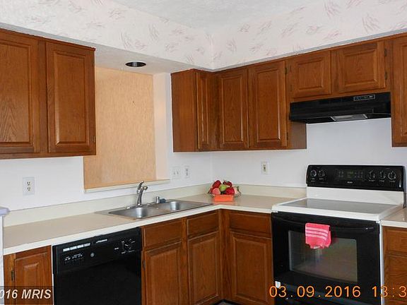 3rd image of 6236 N Steamboat Way