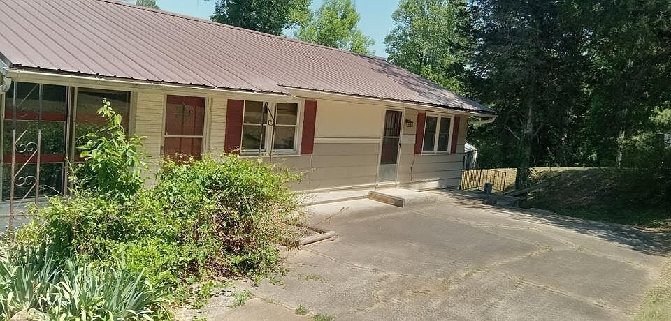 1st image of 2041 Spruce St