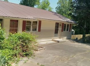 2041 Spruce St, Martinsville, VA 24112