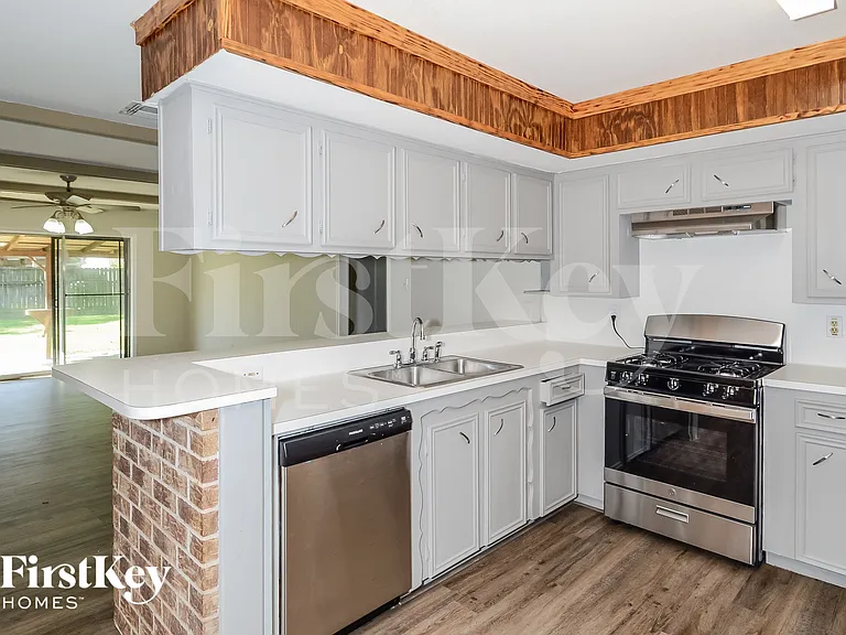 3207 Haydee Rd — Photo 5