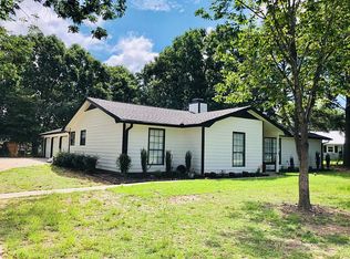 111 Brookhaven Dr, Bonaire, GA 31005