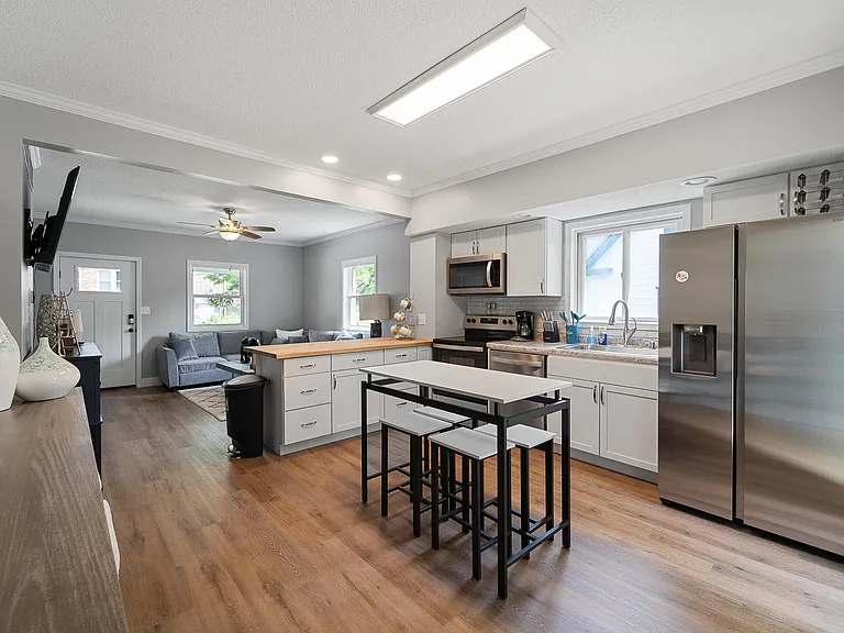 503 N William St — Photo 10