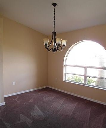 5th image of 2348 NW 38th Pl
