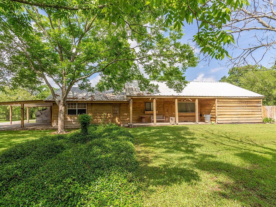 1st image of 1051 Quail Run Dr
