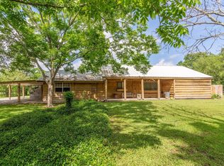 1051 Quail Run Dr, Breaux Bridge, LA 70517