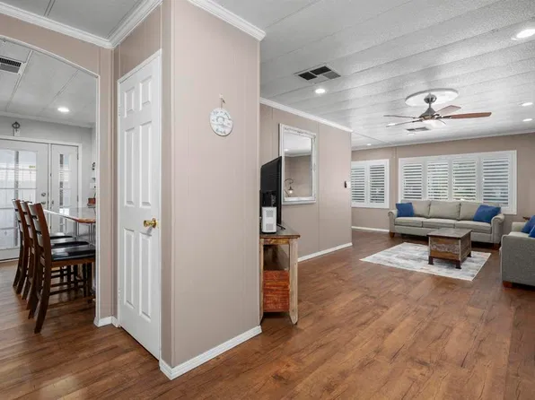 1925 Otay Lakes Rd Spc 19, Chula Vista, CA 91913