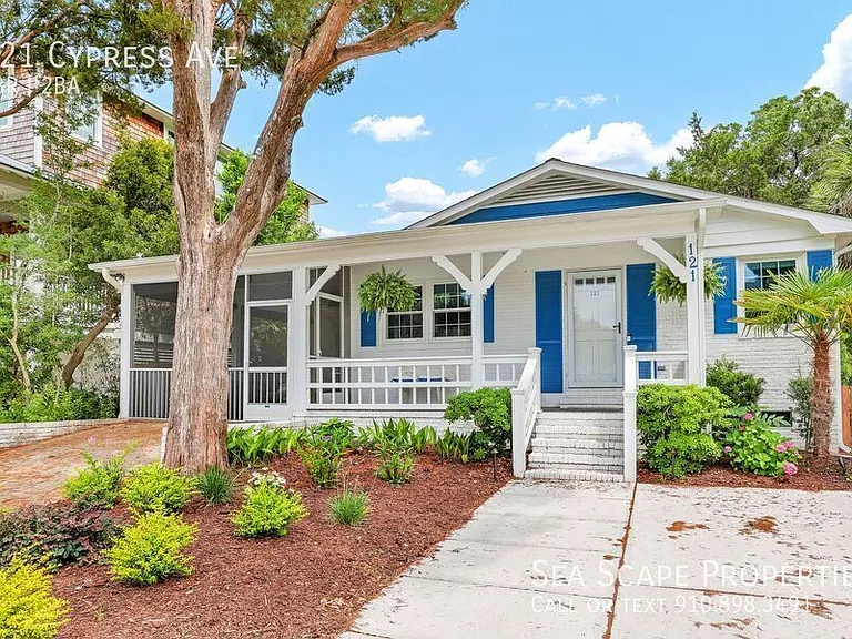 121 Cypress Ave — Photo 1