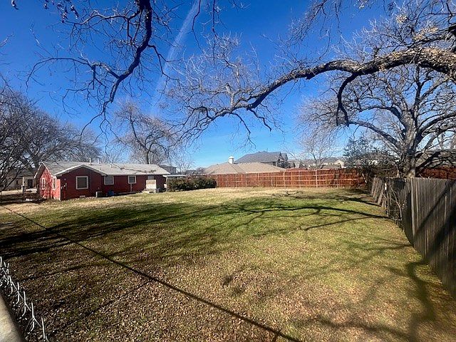 1st image of 112 Kay Ln