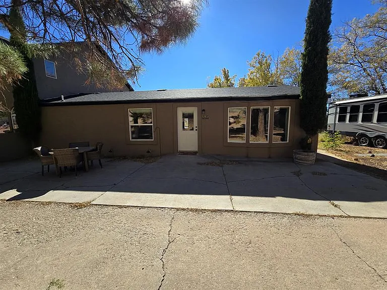 165 W Utah Ave — Photo 8