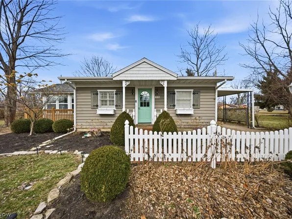 113 W Iroquois Trl, Sandusky, OH 44870