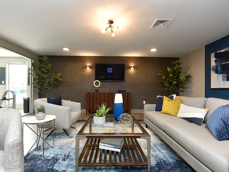 Leasing Office