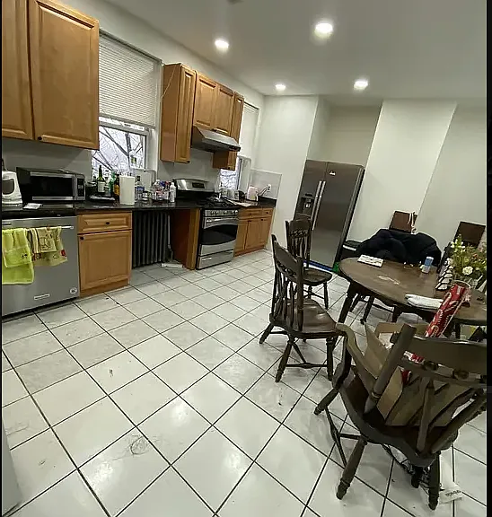 18 Copenger St #2 — Photo 2