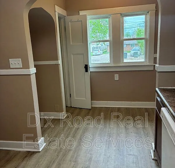 1430 Coventry Rd — Photo 13
