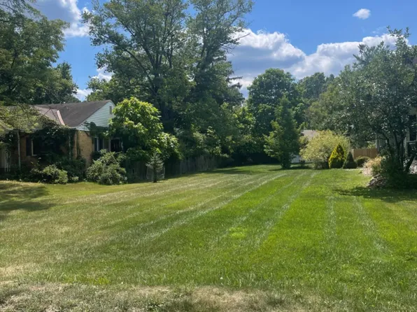 6435 Glade Ave, Cincinnati, OH 45230