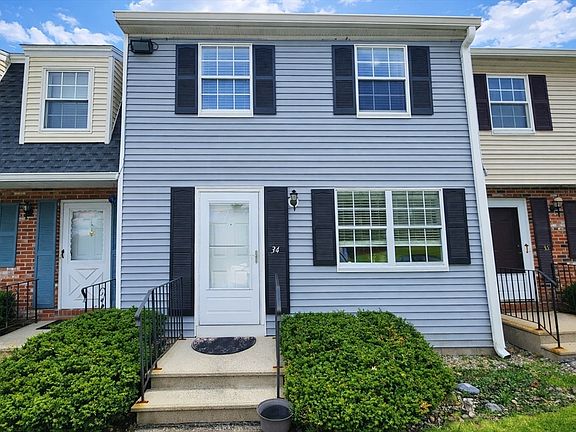 2nd image of 46 Pawtucket Blvd Unit 34