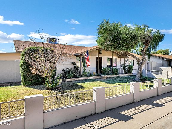 2nd image of 1521 W Thunderbird Road