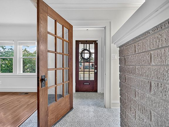 2nd image of 1211 W Michigan Ave