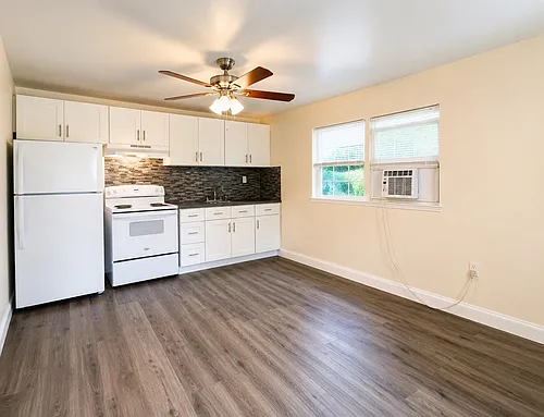 6142 Grant St #3 Photo 1