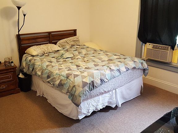 5th image of 63 Winchester Ave #1