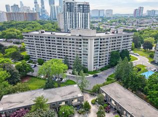 1320 Mississauga Valley Blvd #806, Mississauga, ON L5A 3S9