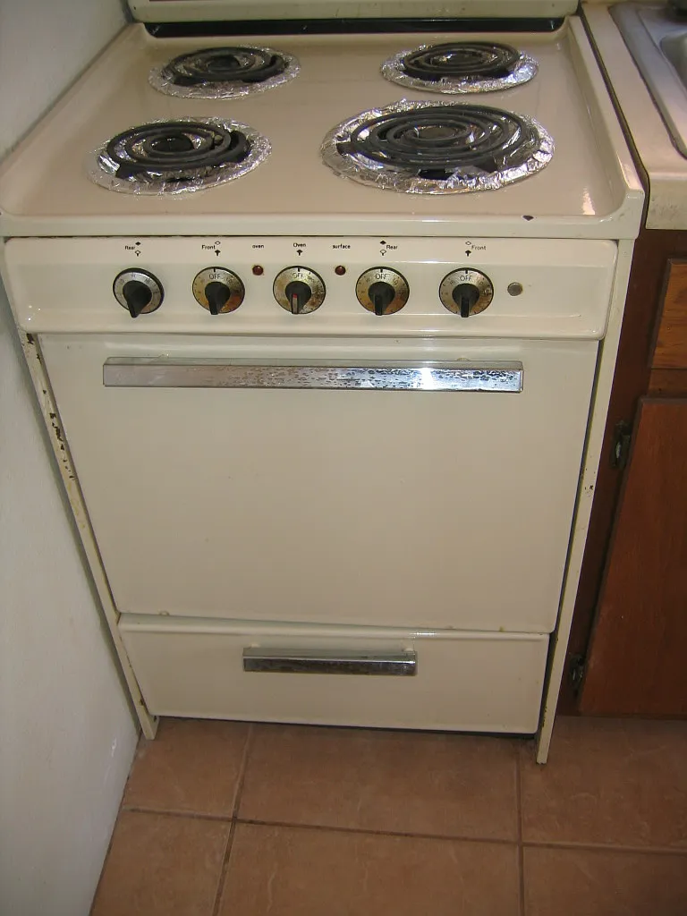 Studio, 505 sqft, $699 — Photo 2