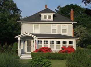 239 Snedecor Ave, Bayport, NY 11705