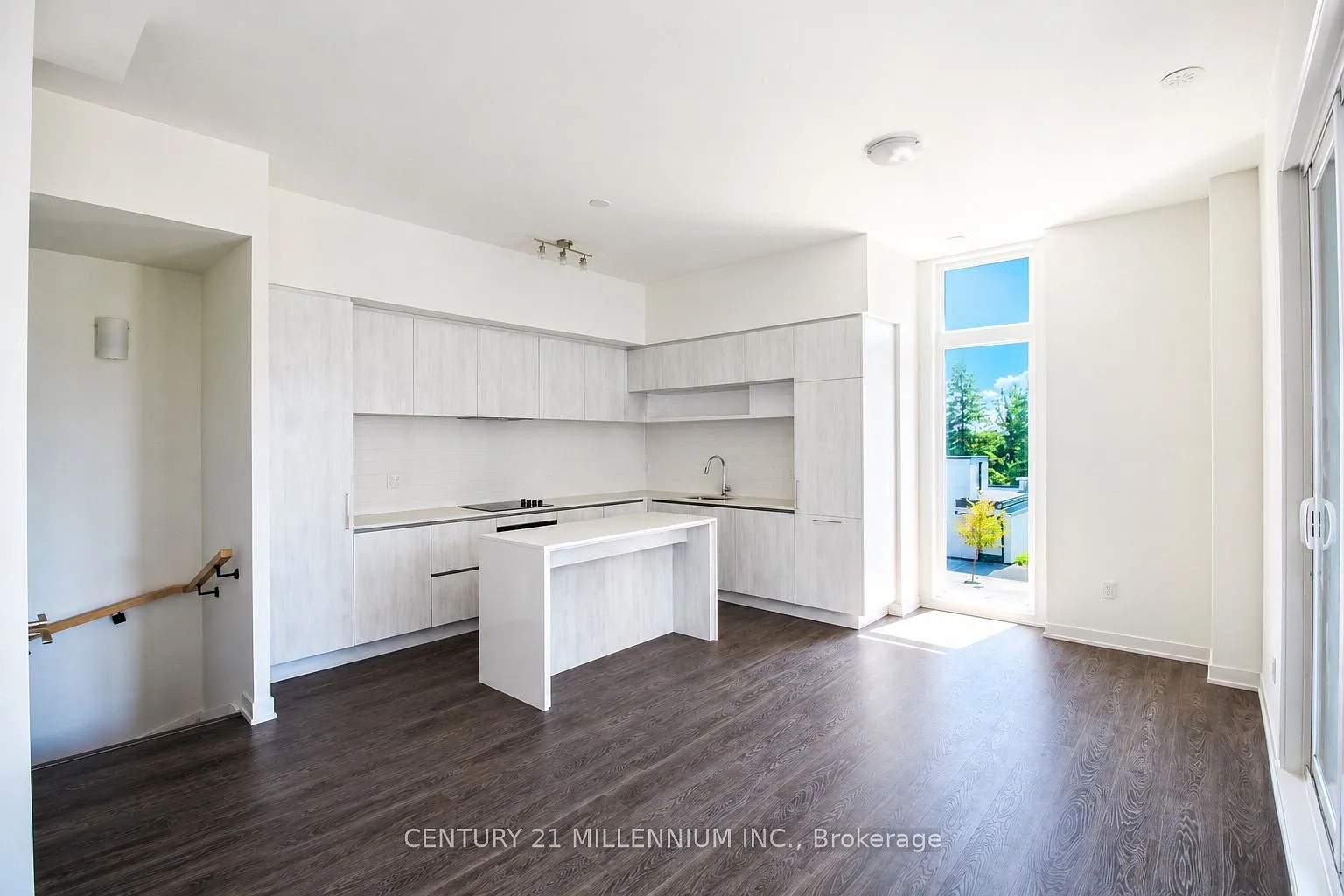 3 bed, $3,500 — Photo 4