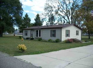 9555 W Kimball St, Orland, IN 46776