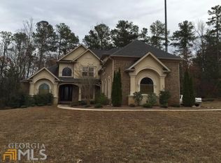 2311 Braunsroth Ln, Hampton, GA 30228