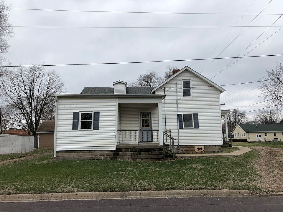 2nd image of 1620 Market St