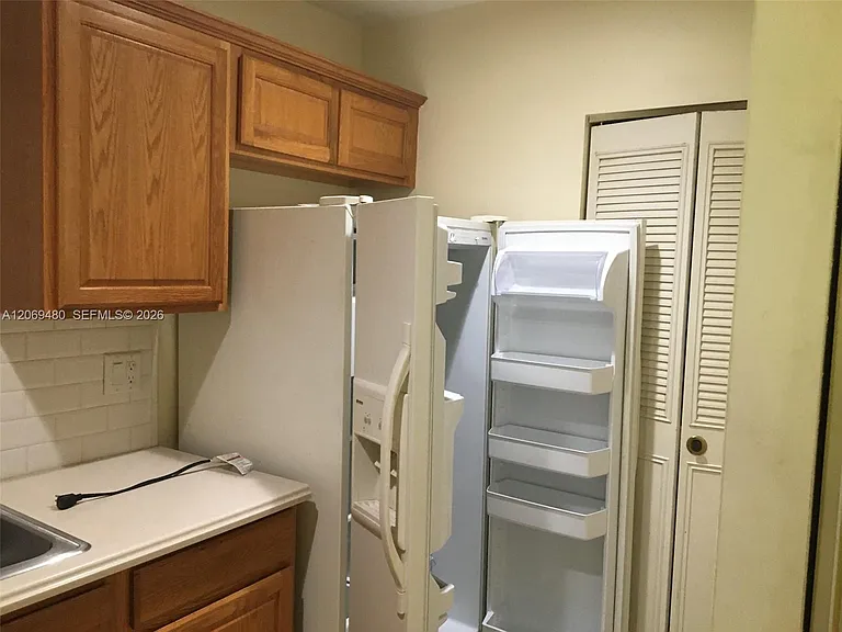 212 Lake Frances Dr #1 — Photo 6