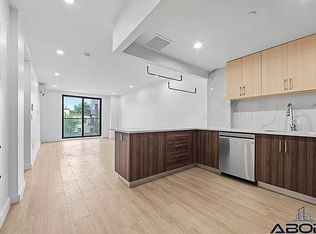 21 Meserole St #304, Brooklyn, NY 11206