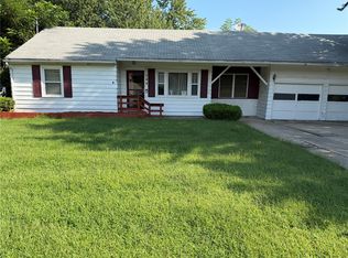 344 28th Ave SW, Cedar Rapids, IA 52404