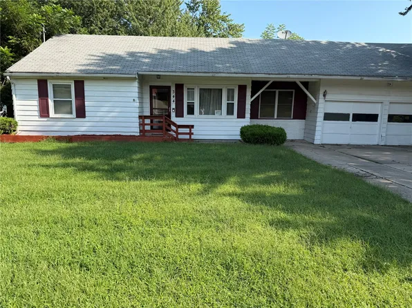 344 28th Ave SW, Cedar Rapids, IA 52404
