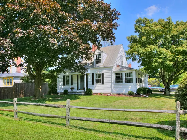 7 Mills St, Westport, CT 06880
