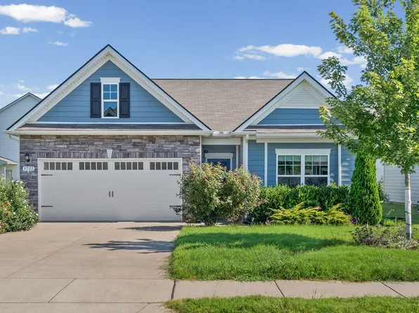 3722 Pelham Wood Dr, Murfreesboro, TN 37128