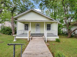 206 Augusta St, West Columbia, SC 29169