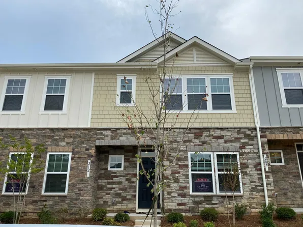 212 Sagecroft Ln, Indian Trail, NC 28079