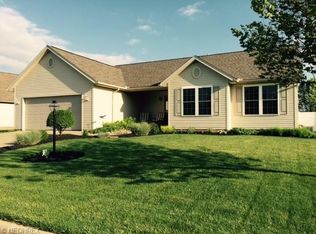 402 Heritage Dr, Gnadenhutten, OH 44629