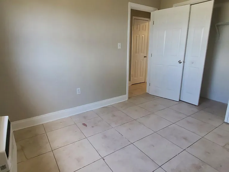 202 Caroline St #110 — Photo 3