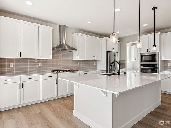5th image of 10522 Treasure Drive NW #94