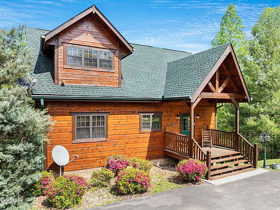 2nd image of 1268 Serenity Ln