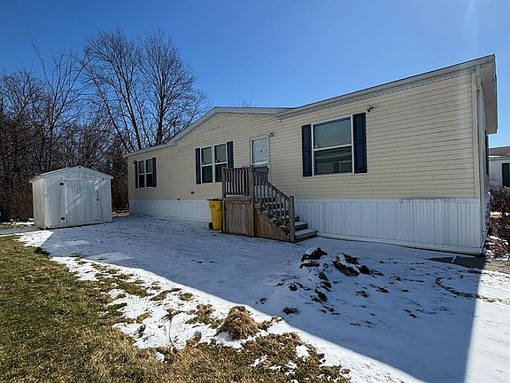 2nd image of 3459 Pine Rdg